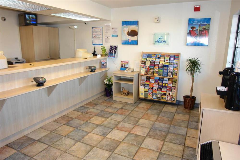 Motel 6-Salinas, Ca - North Monterey Area Interiør bilde